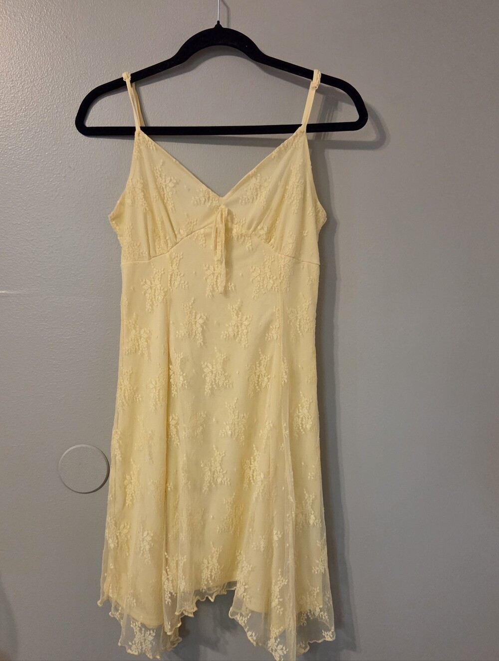 No Comment Women's Butter Yellow Floral Lace Slip Mini Dress Sz M Boho Coquette - Picture 2 of 9